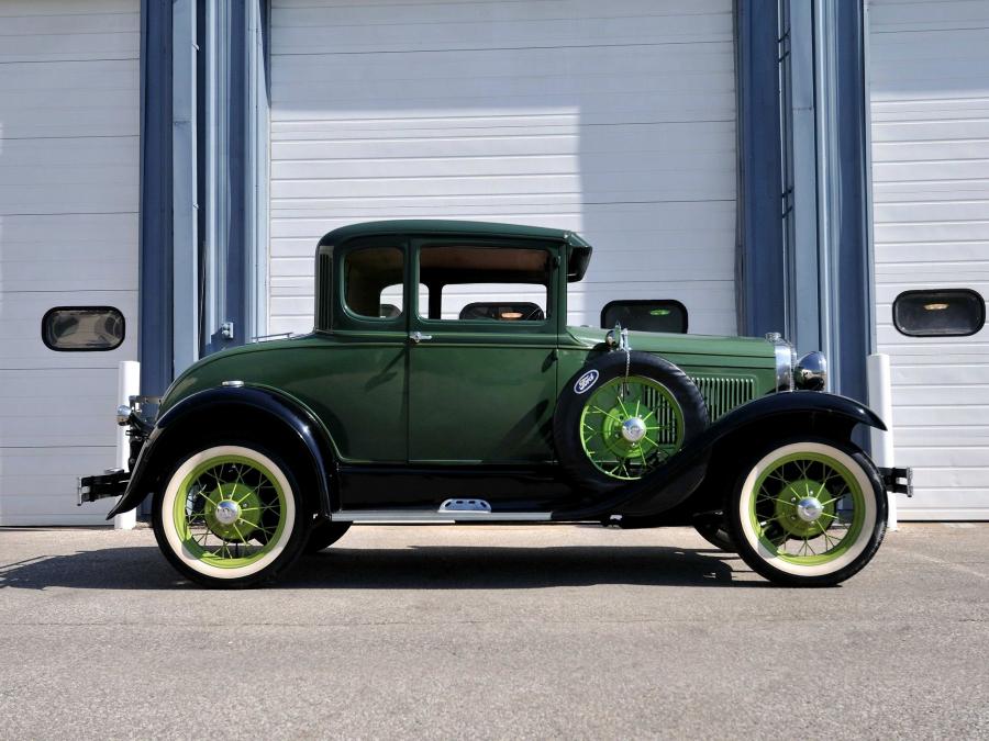  Ford Model A 5-Window Coupe 1930 года  (фото 16 из 16)